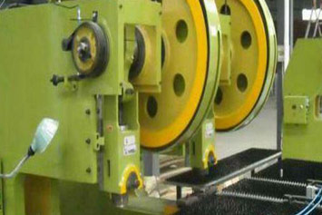 沈陽二手設(shè)備翻新噴漆哪種漆適合？市場調(diào)查結(jié)果揭曉